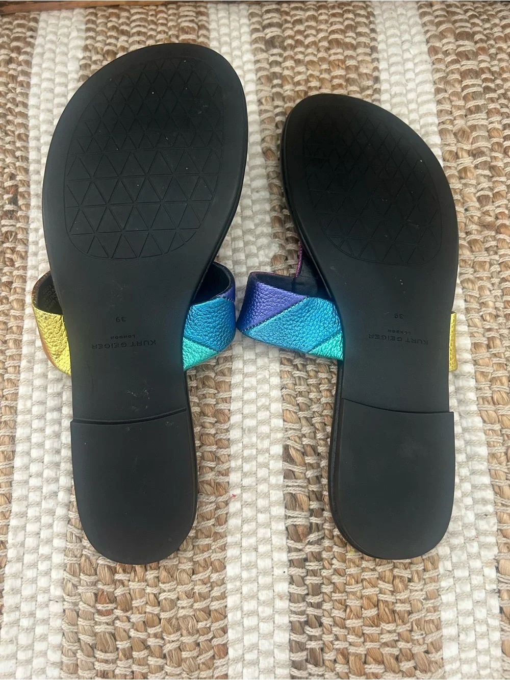 Kurt Geiger Multicolor Metallic Toe-Post Sandals in Pink, Purple & Gold